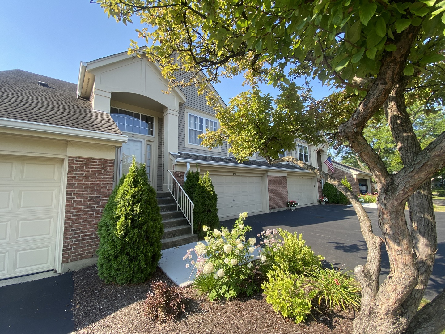 403 Cromwell Circle #2, Bartlett, IL 60103