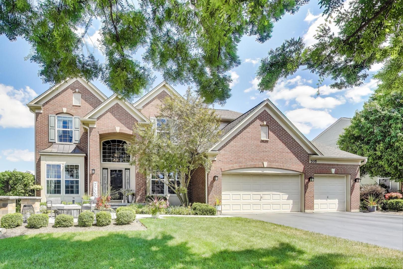 705 Porter Circle, Lindenhurst, IL 60046
