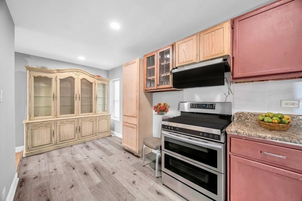 69 E 159th Street, Harvey, IL 60426