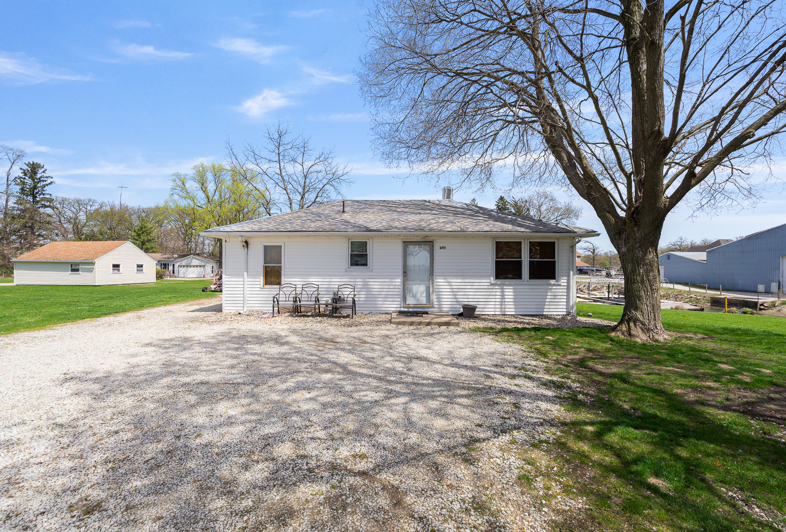2697 River Road, Kankakee, IL 60901