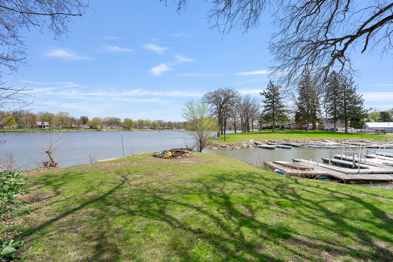 2697 River Road, Kankakee, IL 60901