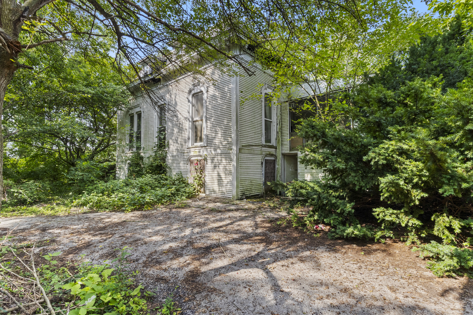 12393 E IL-1, Grant Park, IL 60940