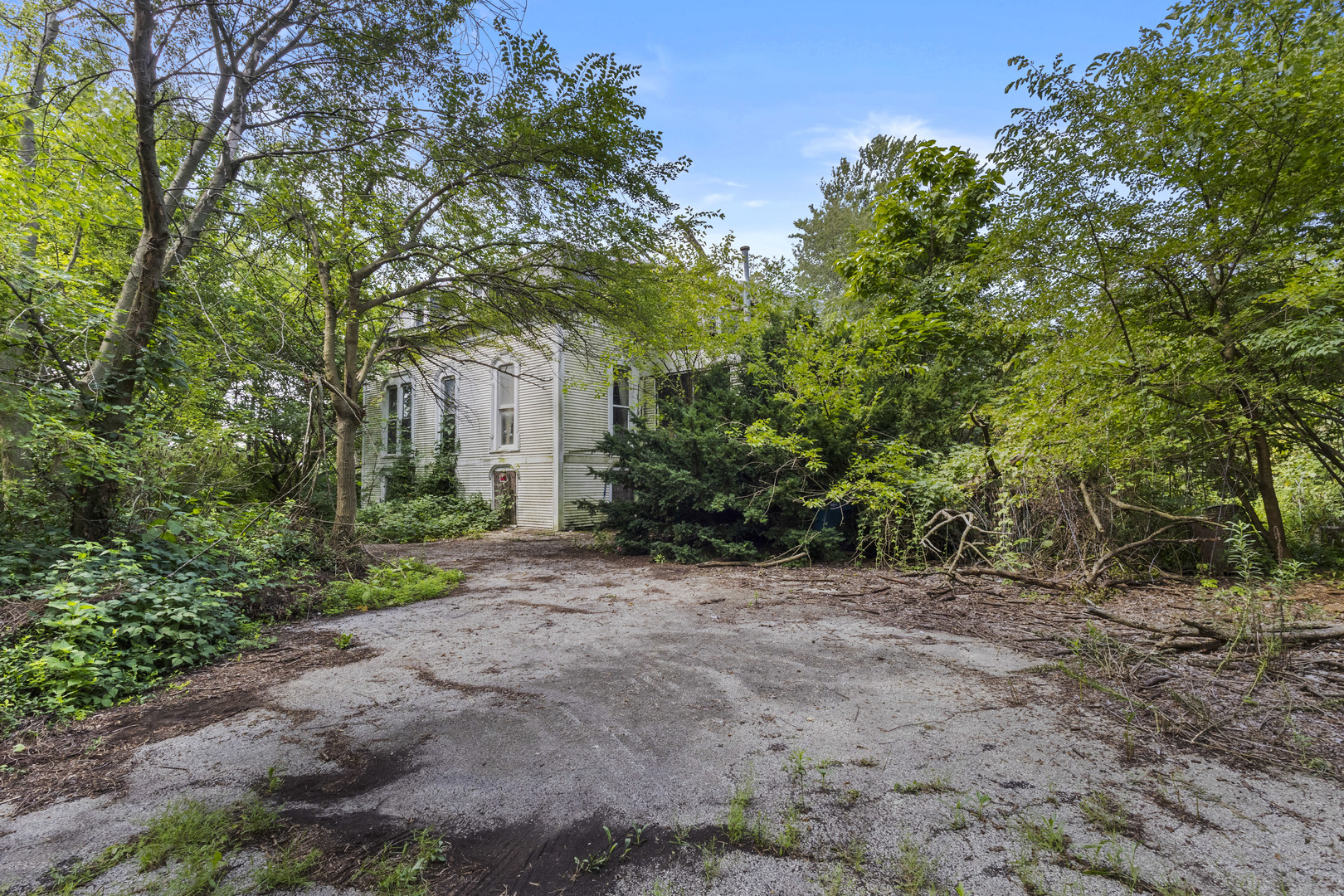 12393 E IL-1, Grant Park, IL 60940
