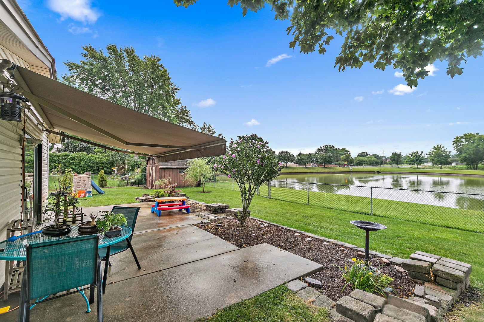 1324 PARKER Place, Elk Grove Village, IL 60007