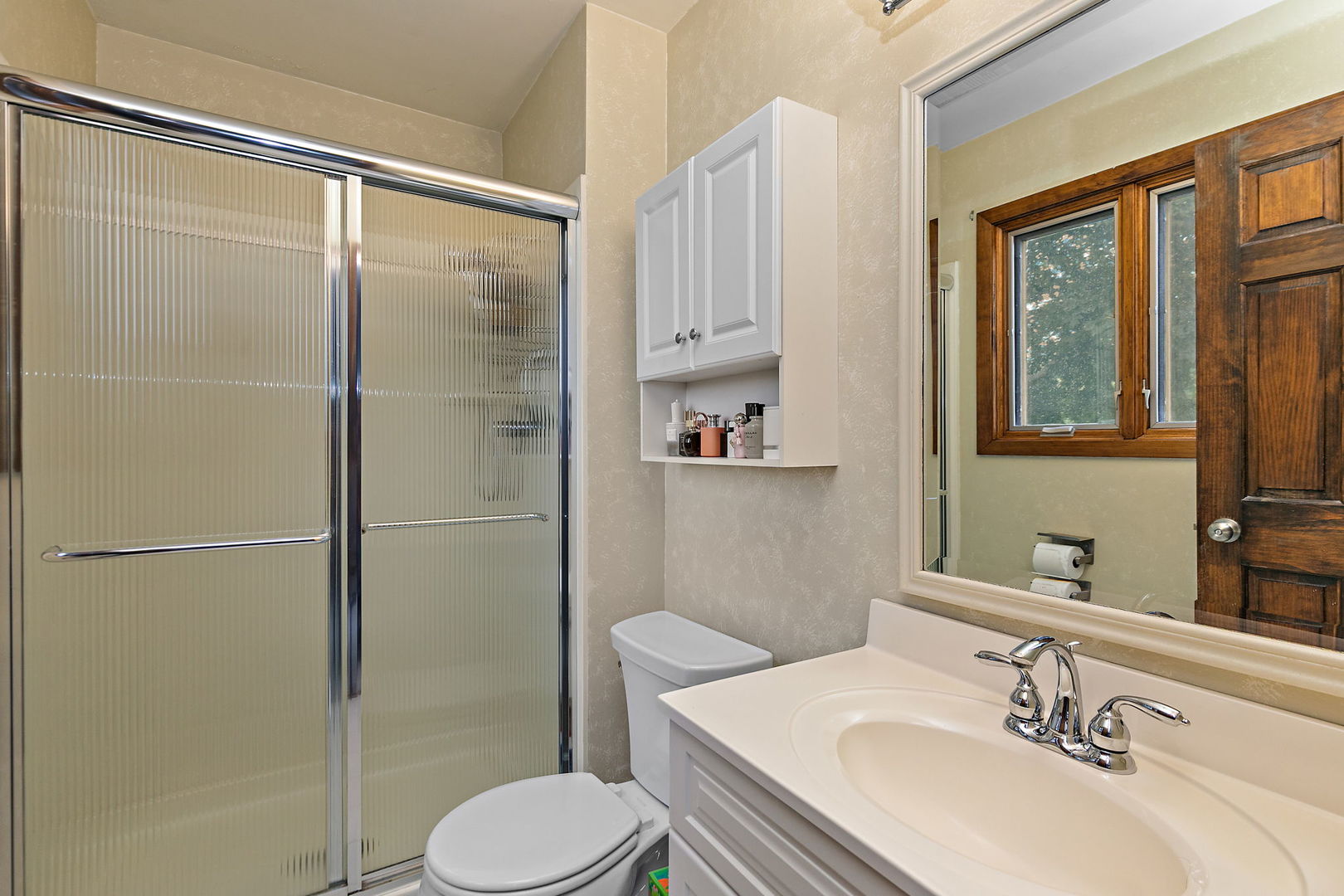 1324 PARKER Place, Elk Grove Village, IL 60007