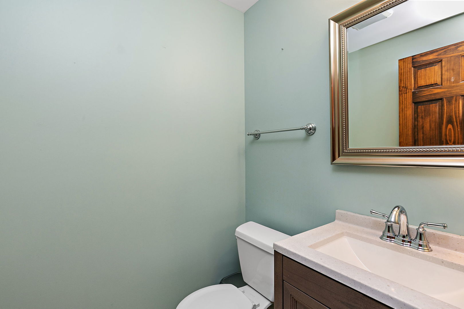 1324 PARKER Place, Elk Grove Village, IL 60007