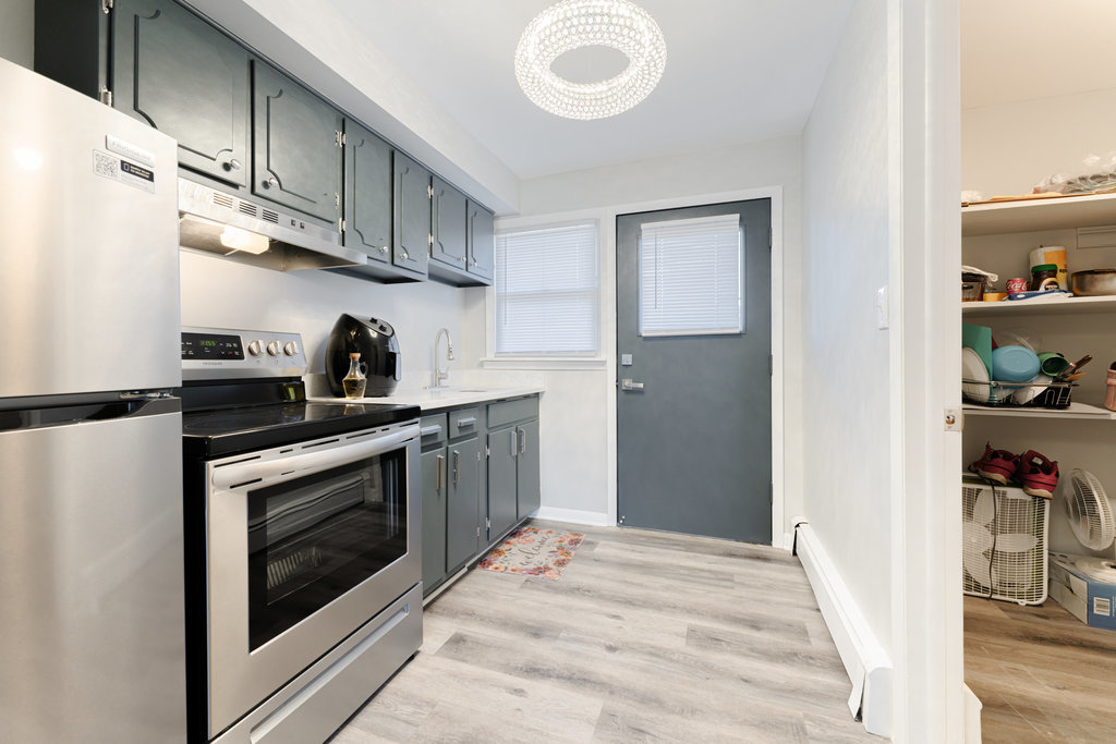 11908 Gregory Street #2, Blue Island, IL 60406