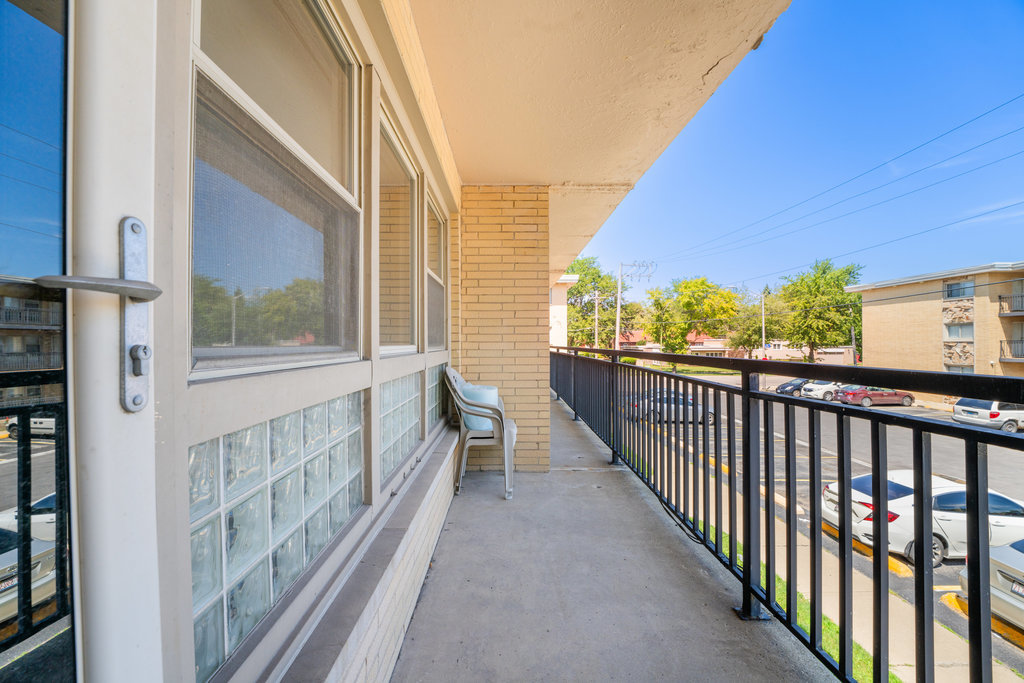 11908 Gregory Street #2, Blue Island, IL 60406