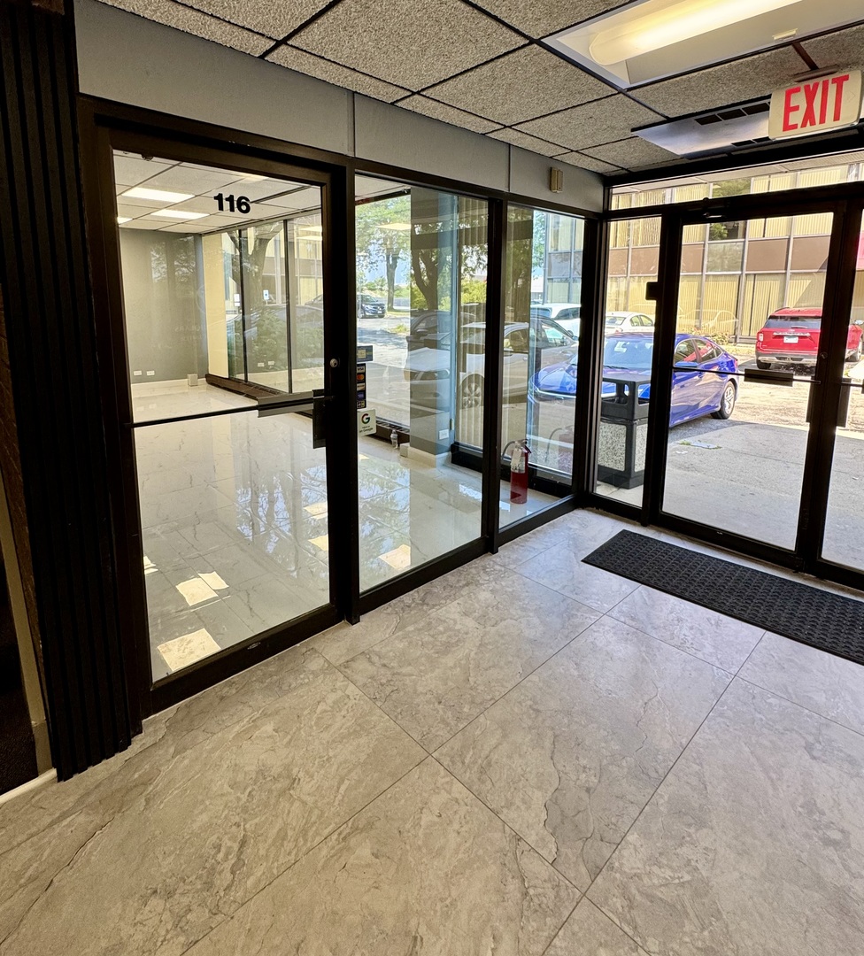 64 ORLAND SQUARE Drive #116, Orland Park, IL 60462