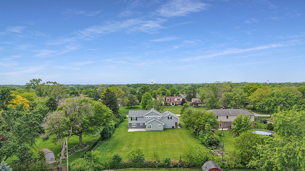 8081 Tennessee Avenue, Willowbrook, IL 60527