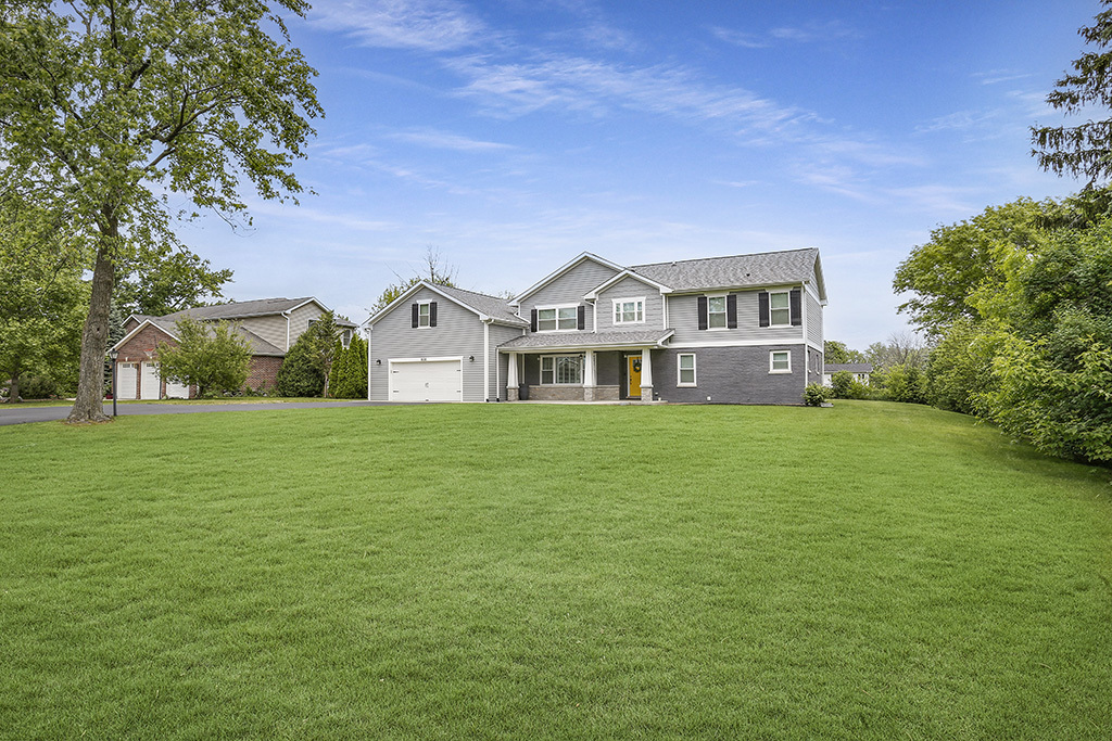 8081 Tennessee Avenue, Willowbrook, IL 60527