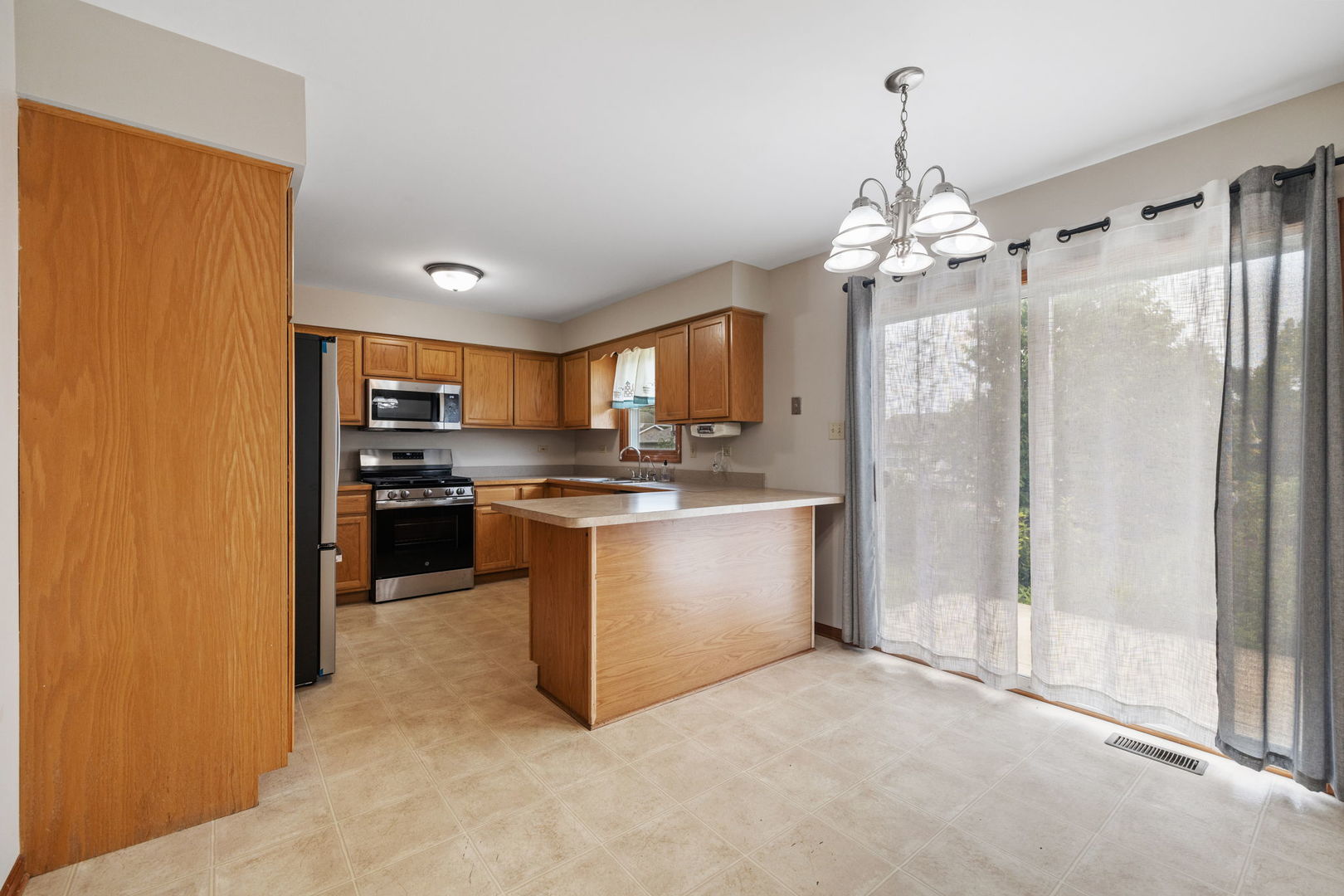 2714 Billie Limacher Lane, Plainfield, IL 60586