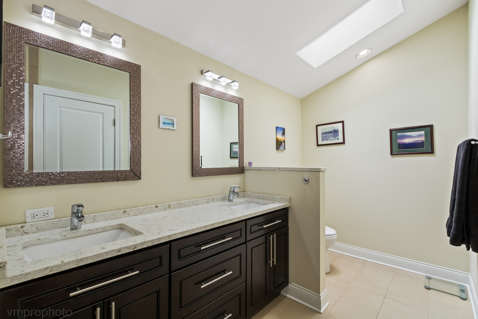 923 S Stonehedge Lane, Palatine, IL 60067