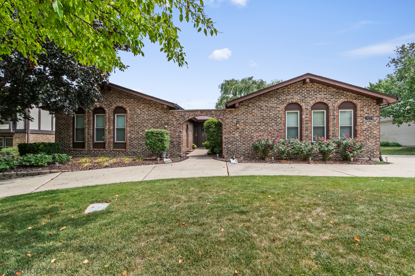 923 S Stonehedge Lane, Palatine, IL 60067