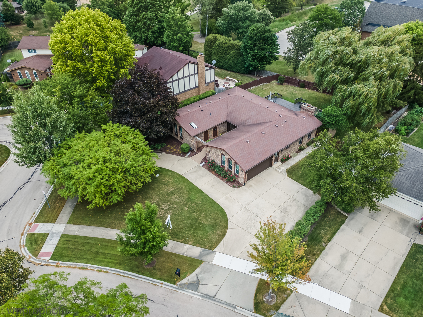 923 S Stonehedge Lane, Palatine, IL 60067