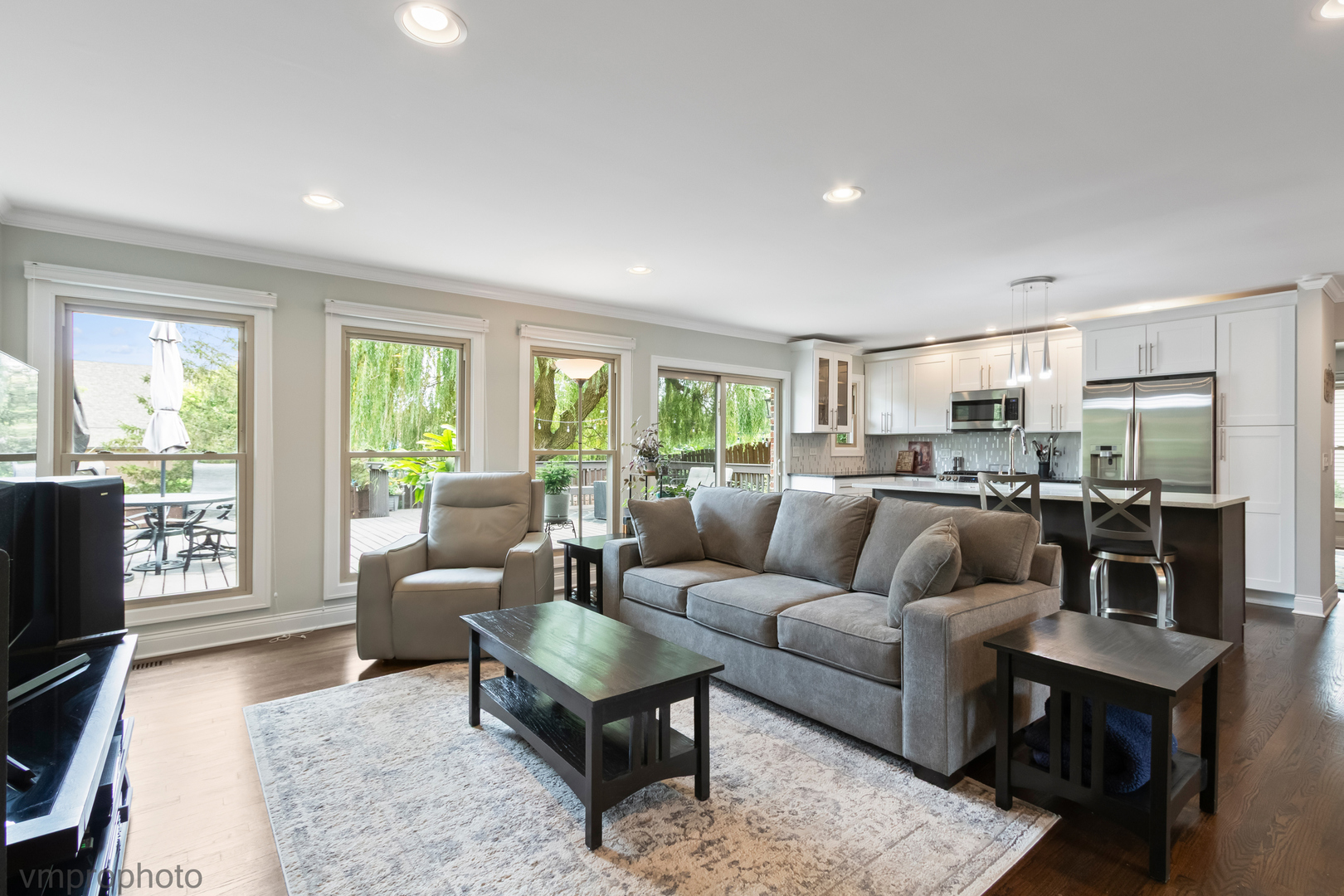 923 S Stonehedge Lane, Palatine, IL 60067