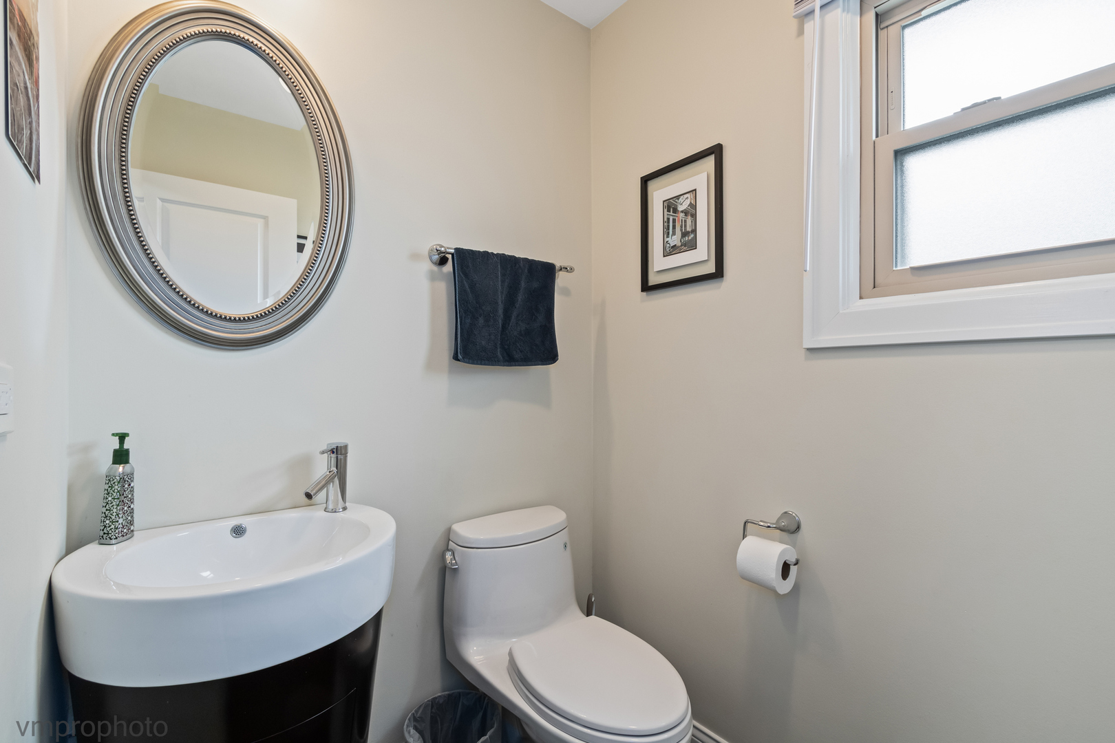 923 S Stonehedge Lane, Palatine, IL 60067