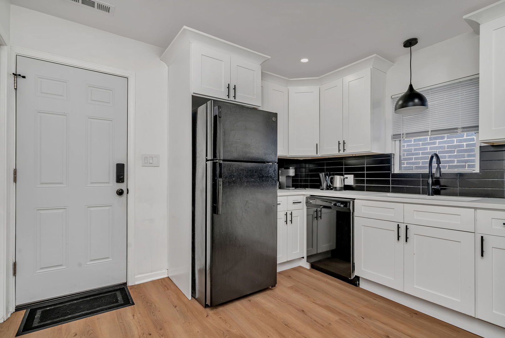 3504 S Union Avenue, Chicago, IL 60609