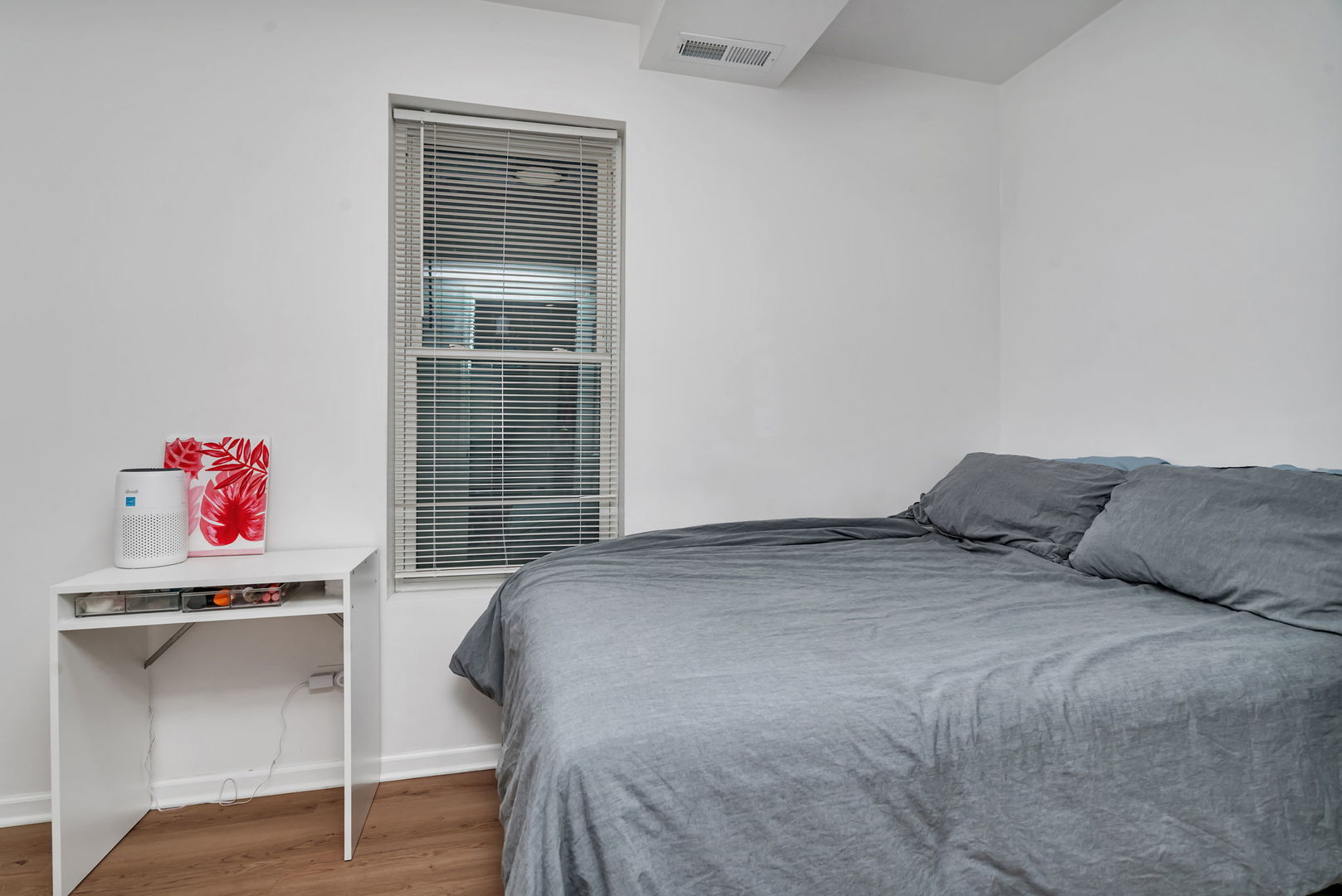 3504 S Union Avenue, Chicago, IL 60609