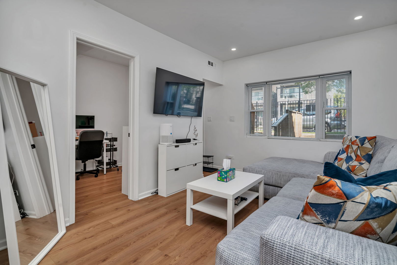 3504 S Union Avenue, Chicago, IL 60609