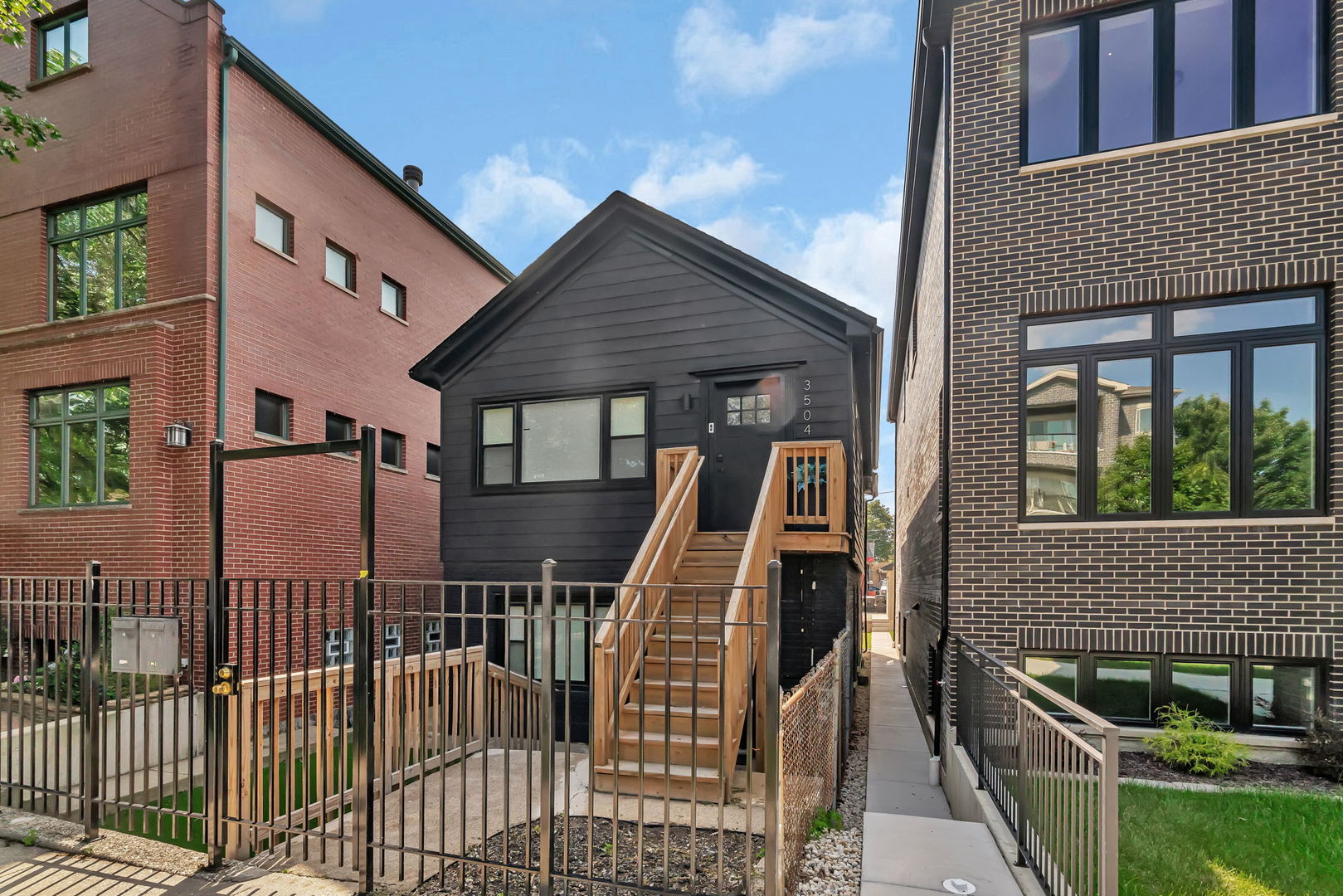 3504 S Union Avenue, Chicago, IL 60609