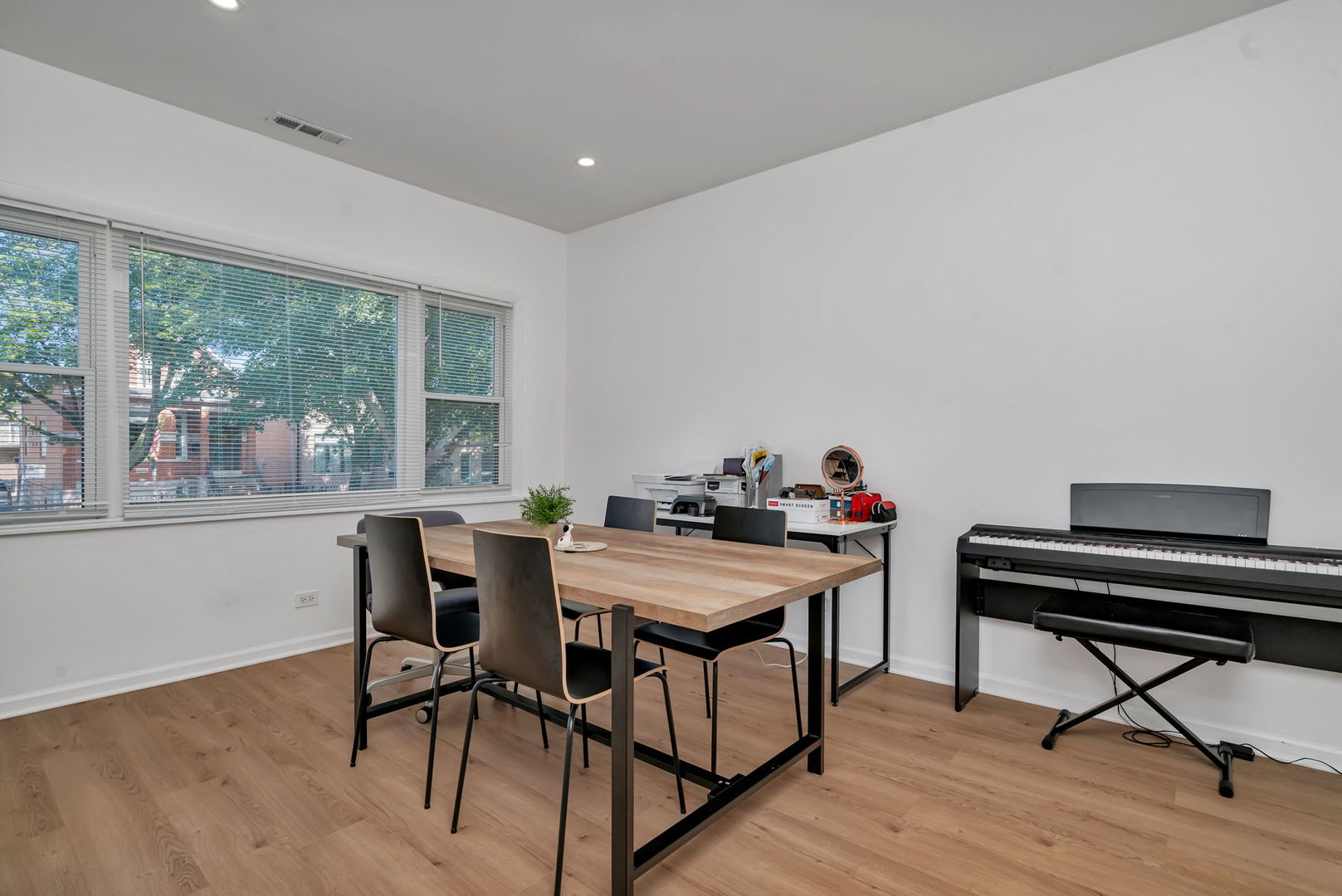 3504 S Union Avenue, Chicago, IL 60609