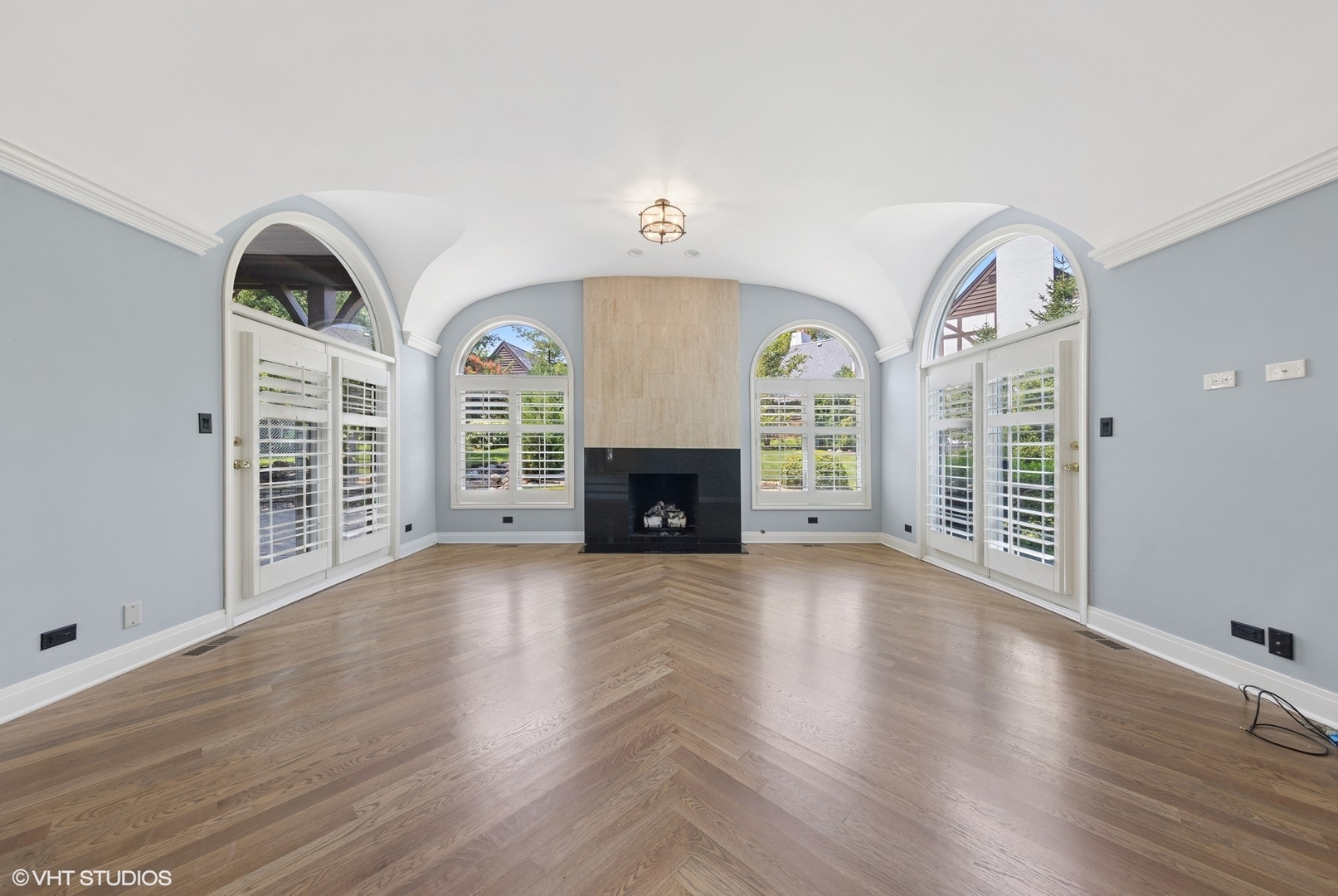 1604 Burr Ridge Club, Burr Ridge, IL 60527