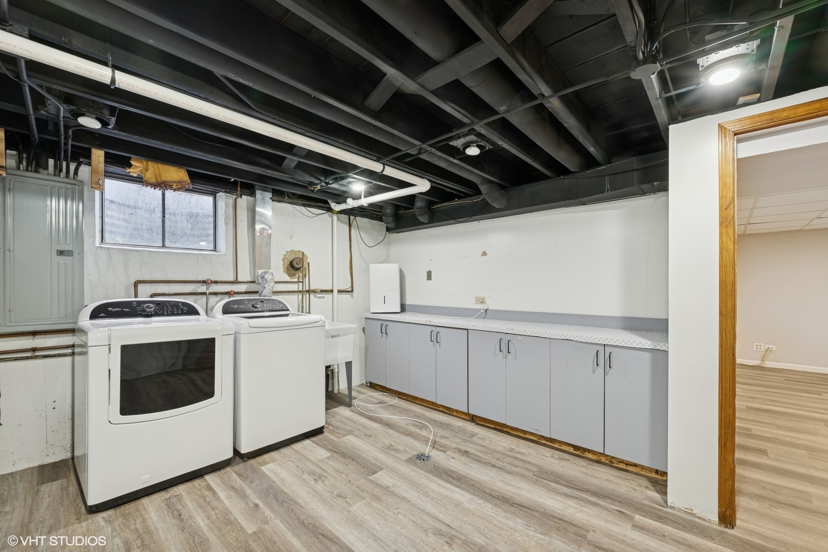1419 W Miner Street, Arlington Heights, IL 60005