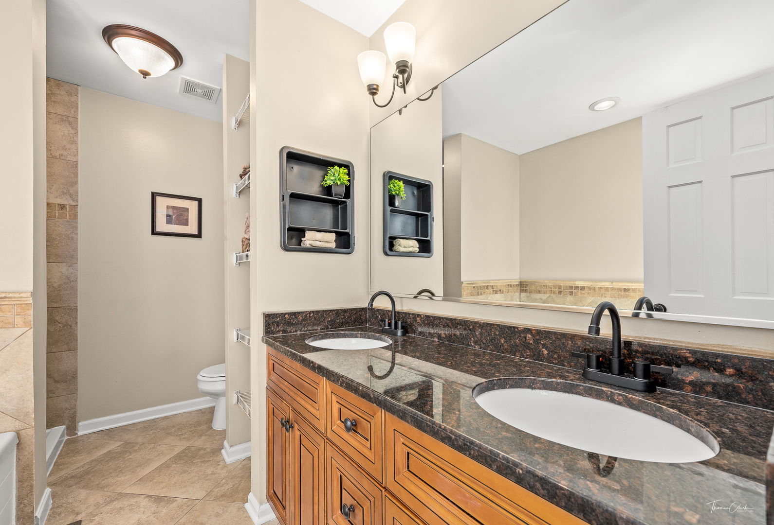 2817 DOROTHY Drive #2817, Aurora, IL 60504