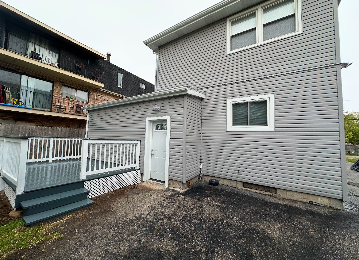 7015 100th Street, Chicago Ridge, IL 60415