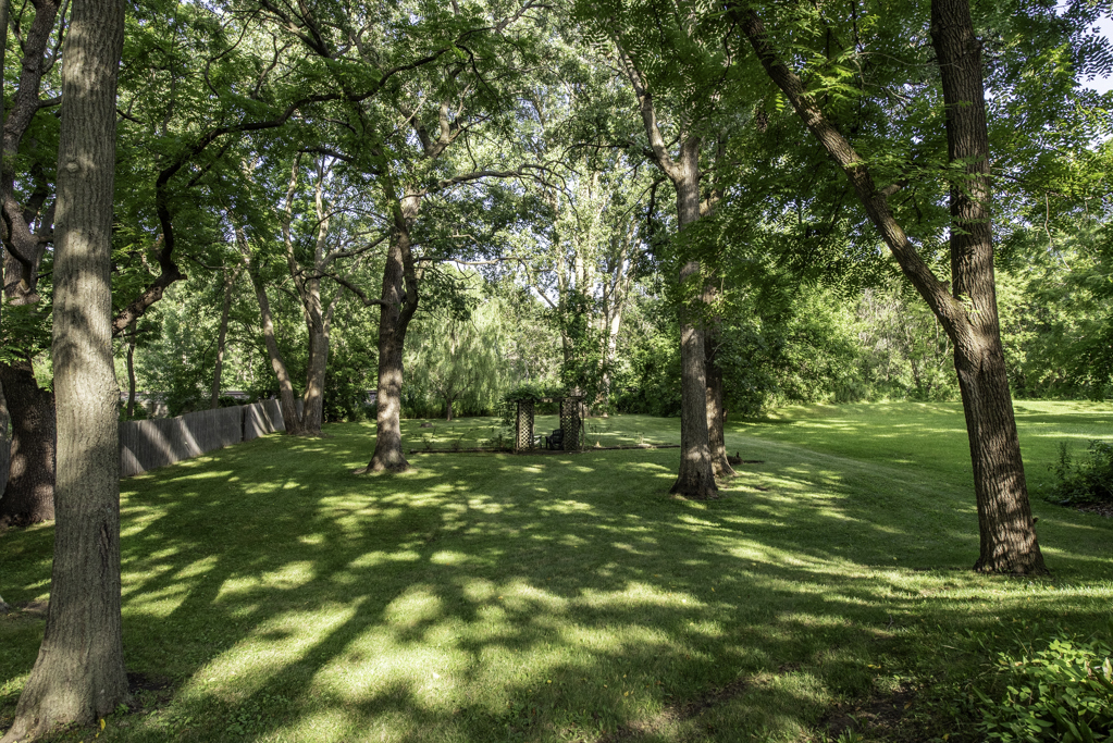 1129 Park Avenue, Winthrop Harbor, IL 60096