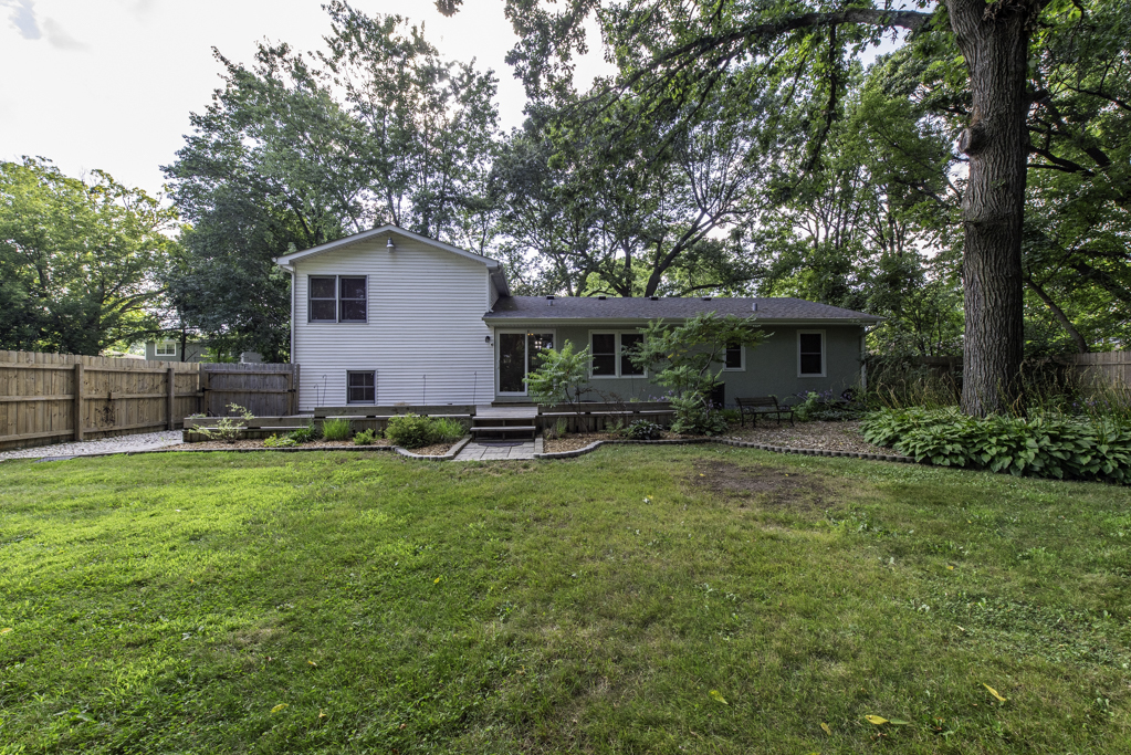 1129 Park Avenue, Winthrop Harbor, IL 60096