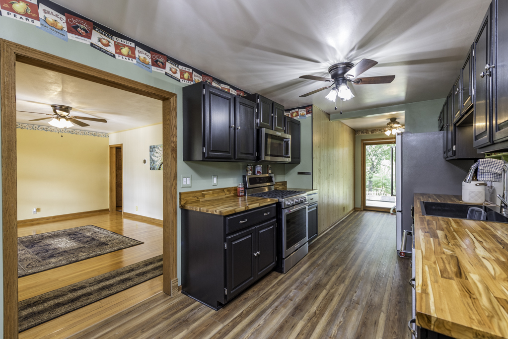 1129 Park Avenue, Winthrop Harbor, IL 60096