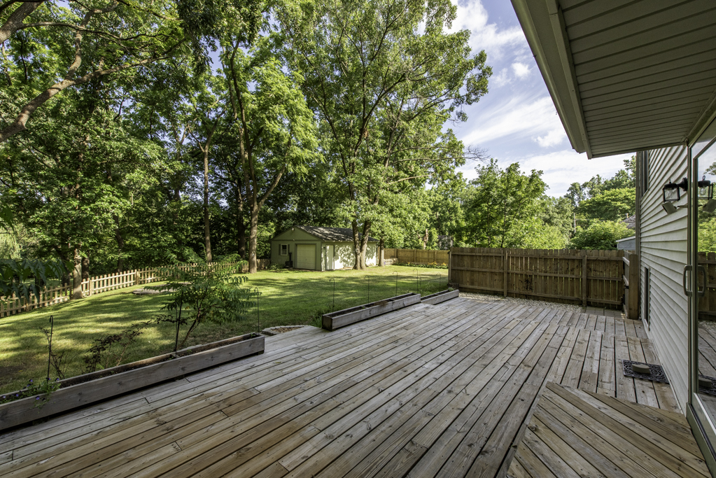 1129 Park Avenue, Winthrop Harbor, IL 60096
