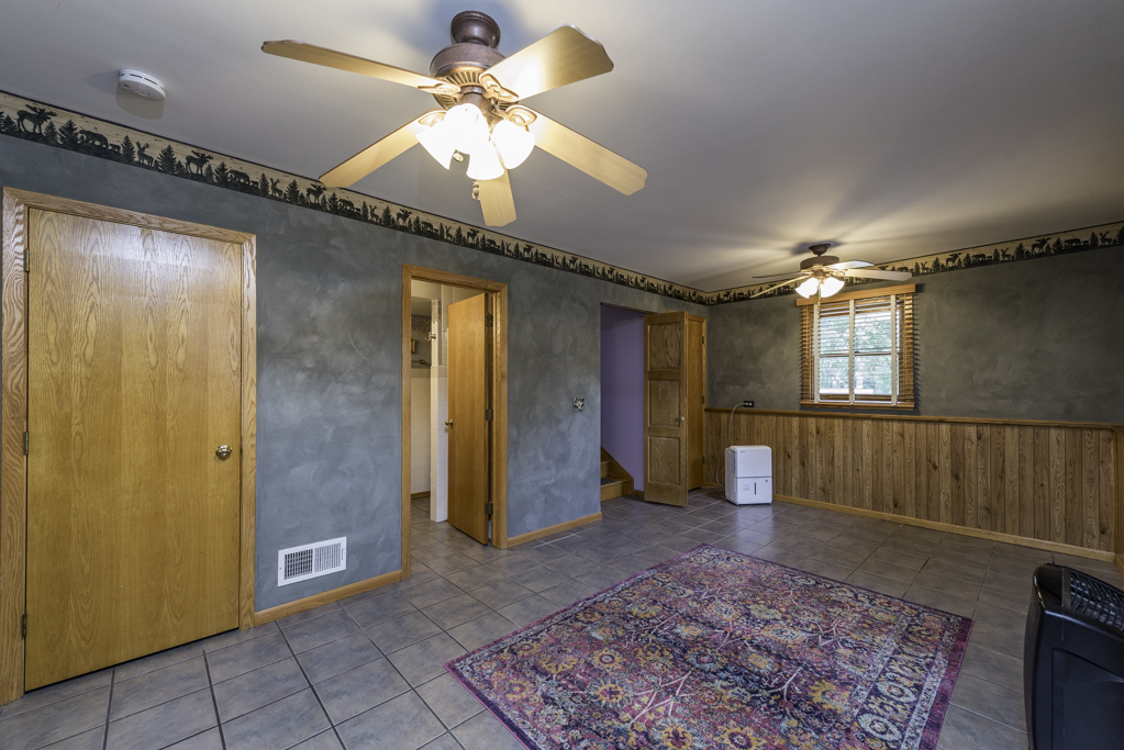 1129 Park Avenue, Winthrop Harbor, IL 60096