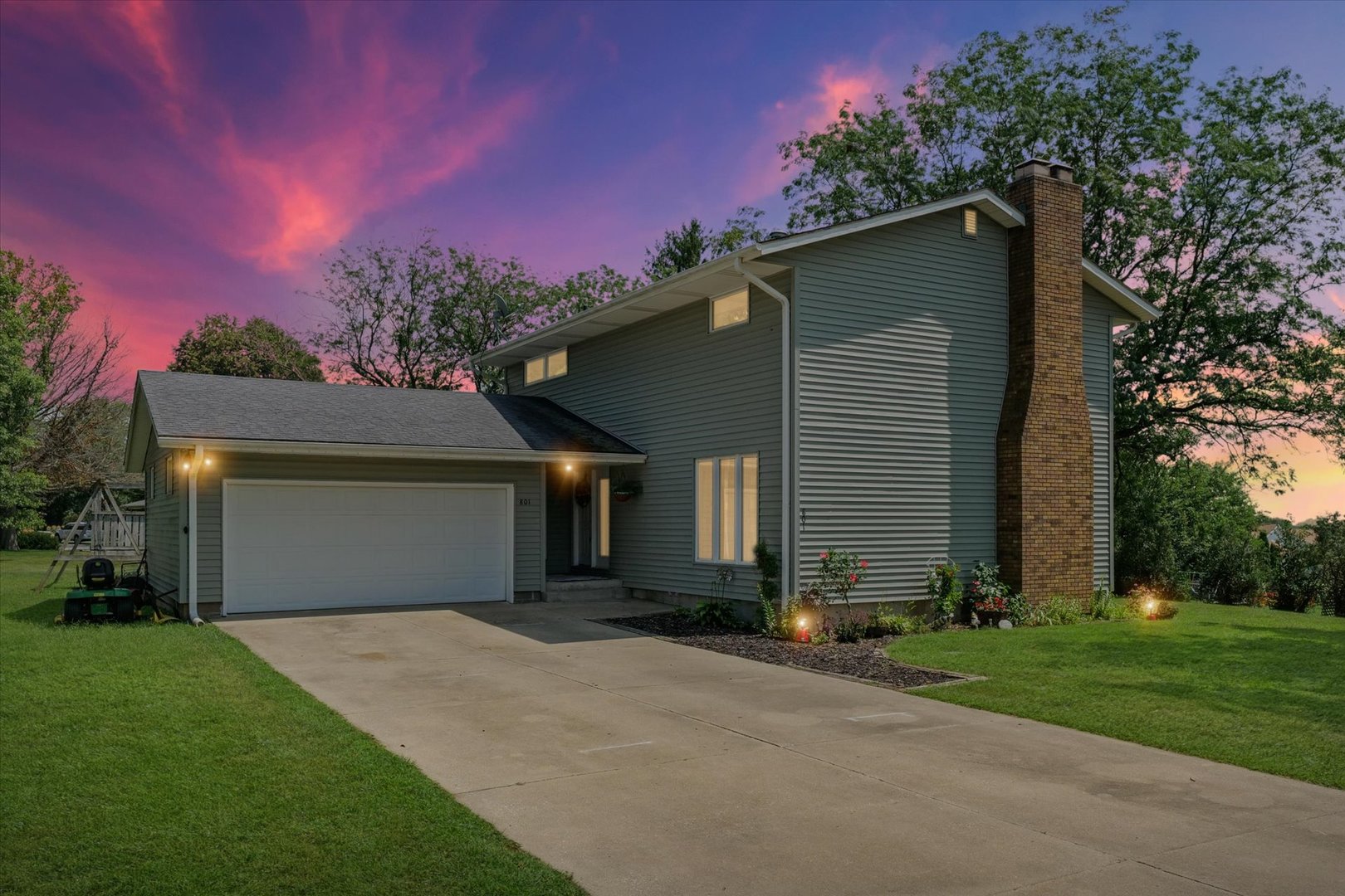 801 S High Street, Paxton, IL 60957