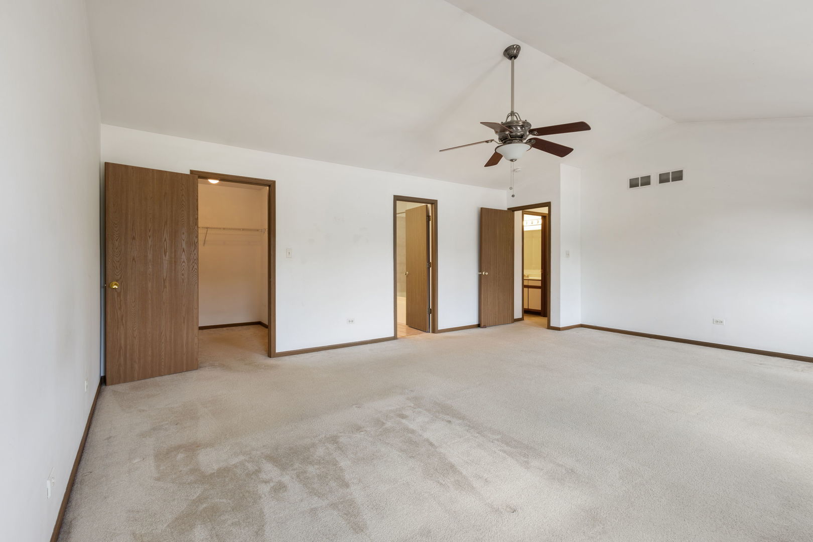 3016 Anton Drive, Aurora, IL 60504