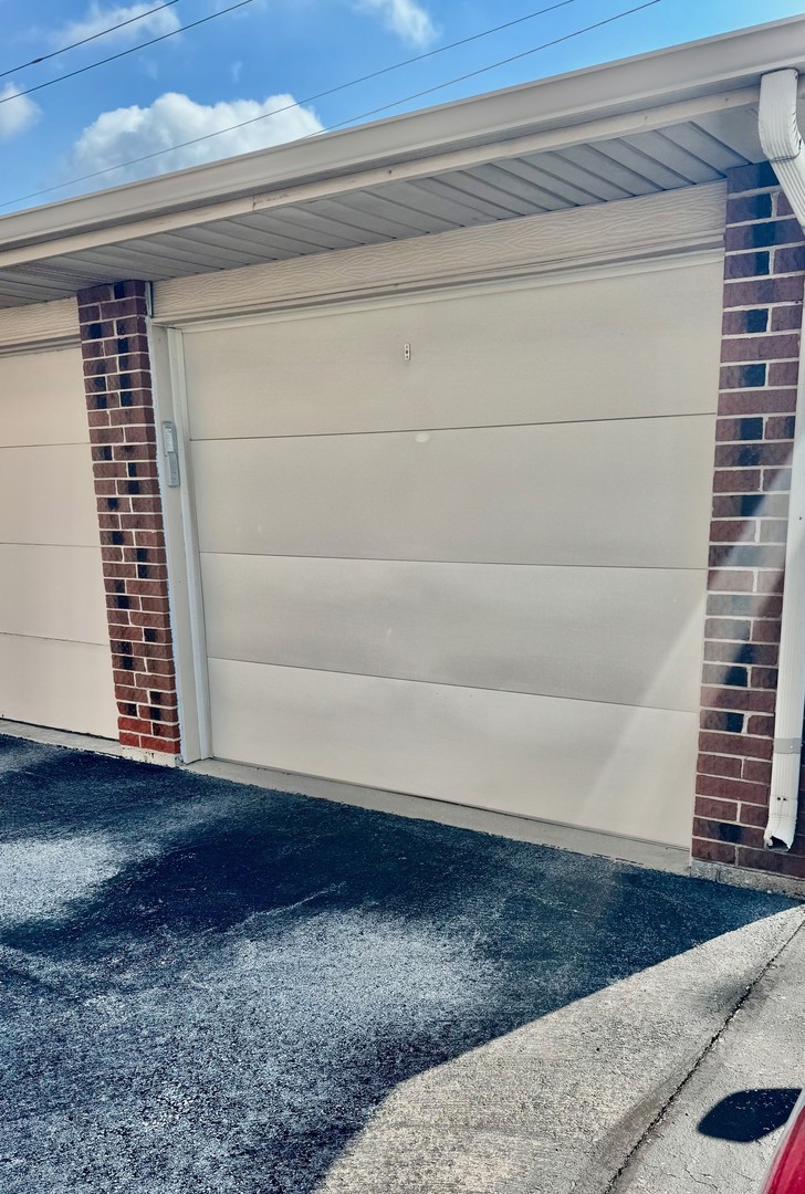 16837 81st Avenue #1S, Tinley Park, IL 60477