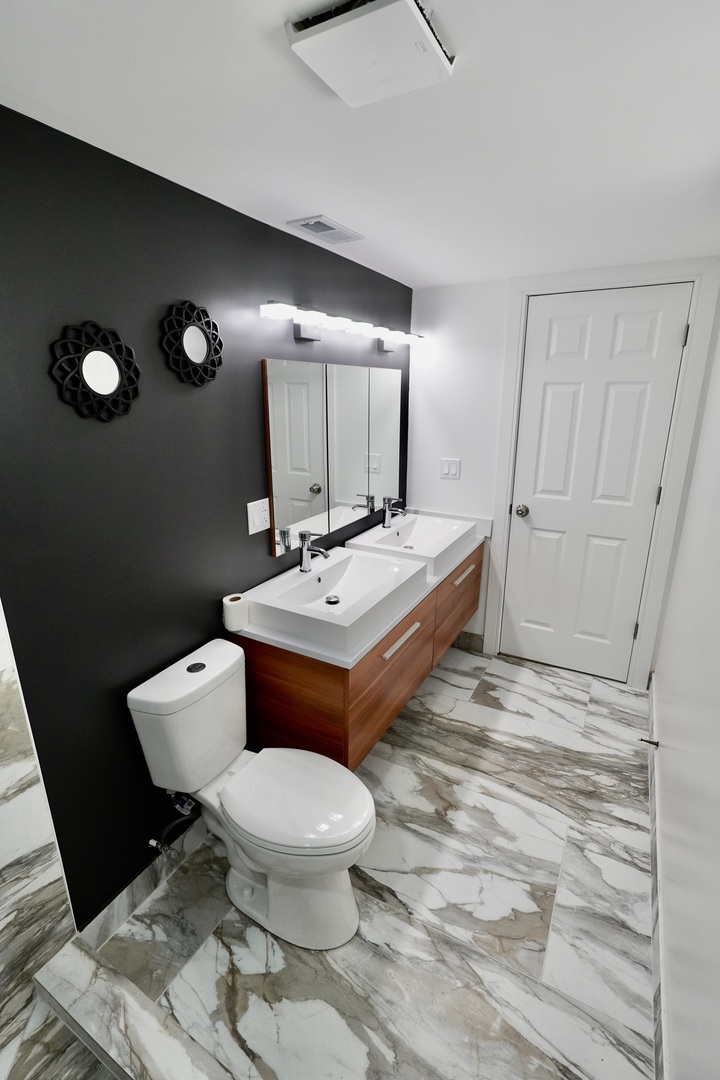 1744 W 83rd Street, Chicago, IL 60620