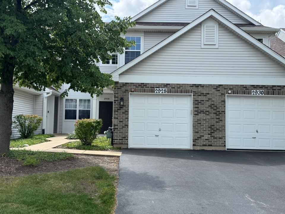 2928 Kentshire Circle, Naperville, IL 60564