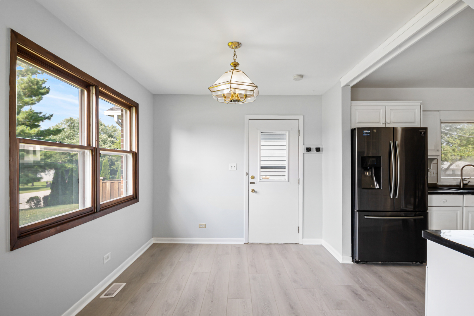 26W278 Harrison Avenue, Winfield, IL 60190