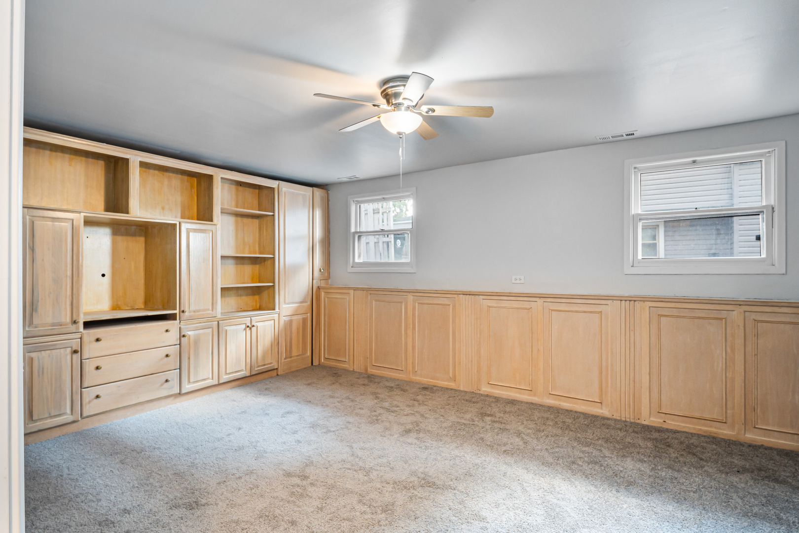 26W278 Harrison Avenue, Winfield, IL 60190