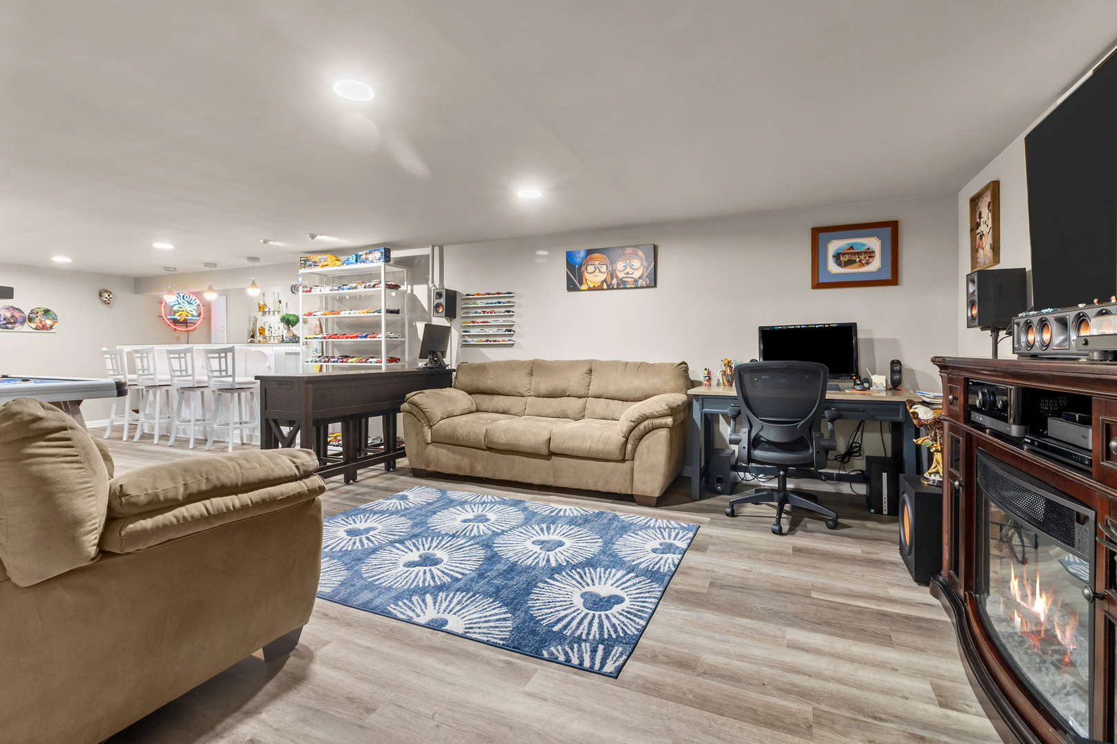 261 N Shaddle Avenue, Mundelein, IL 60060