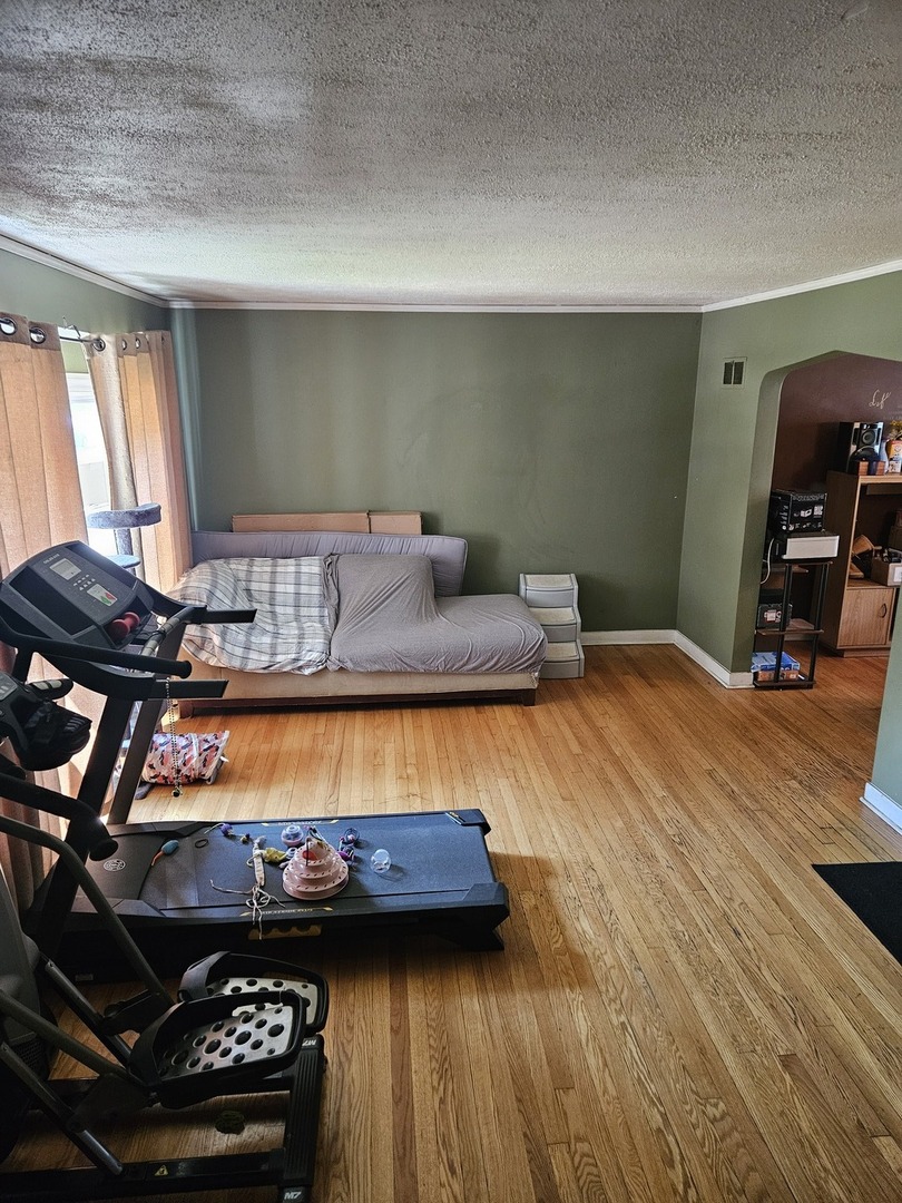 3234 W Marquette Road, Chicago, IL 60629