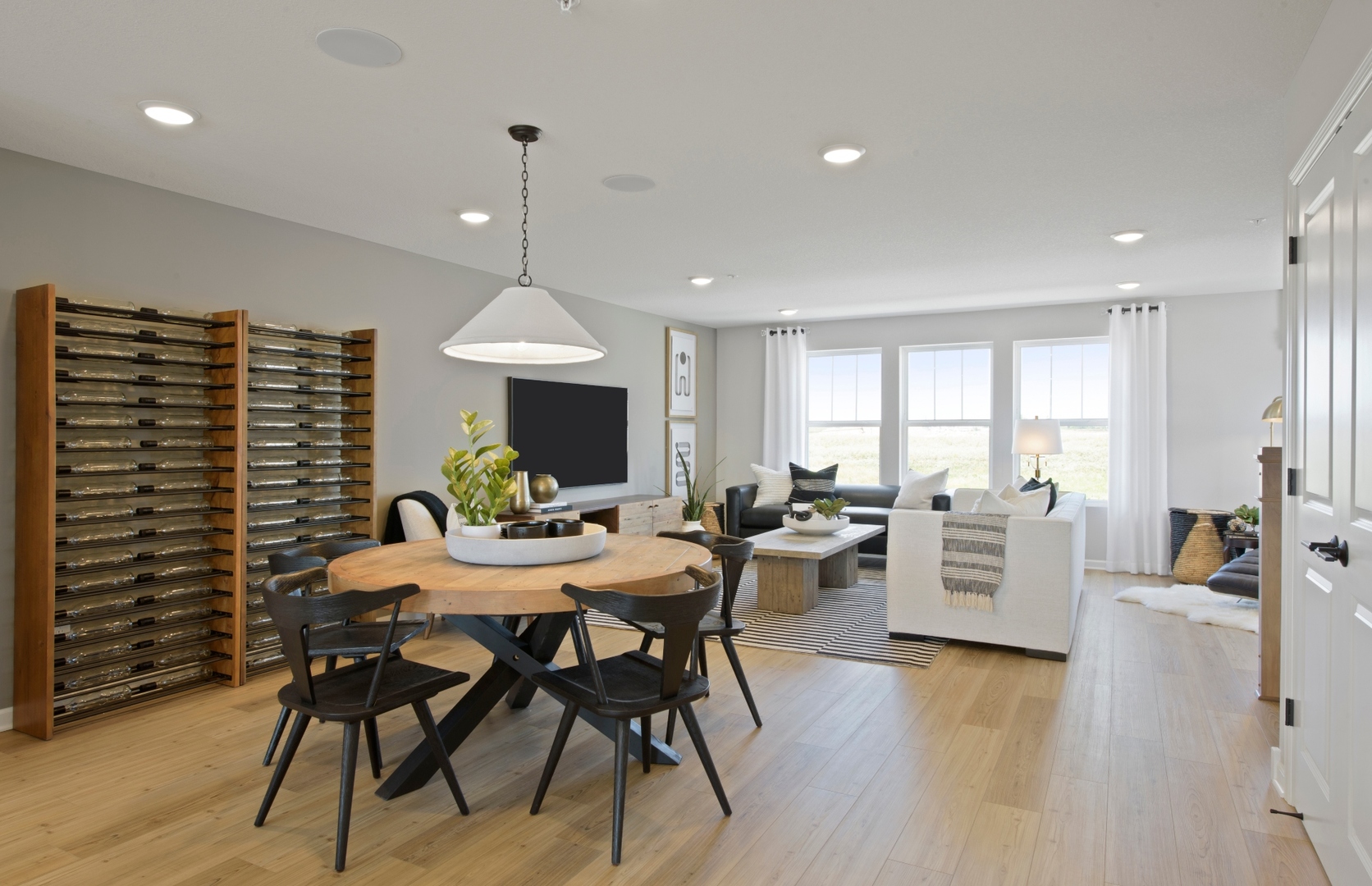 6301 Sandbelt Drive #33005, Woodridge, IL 60517