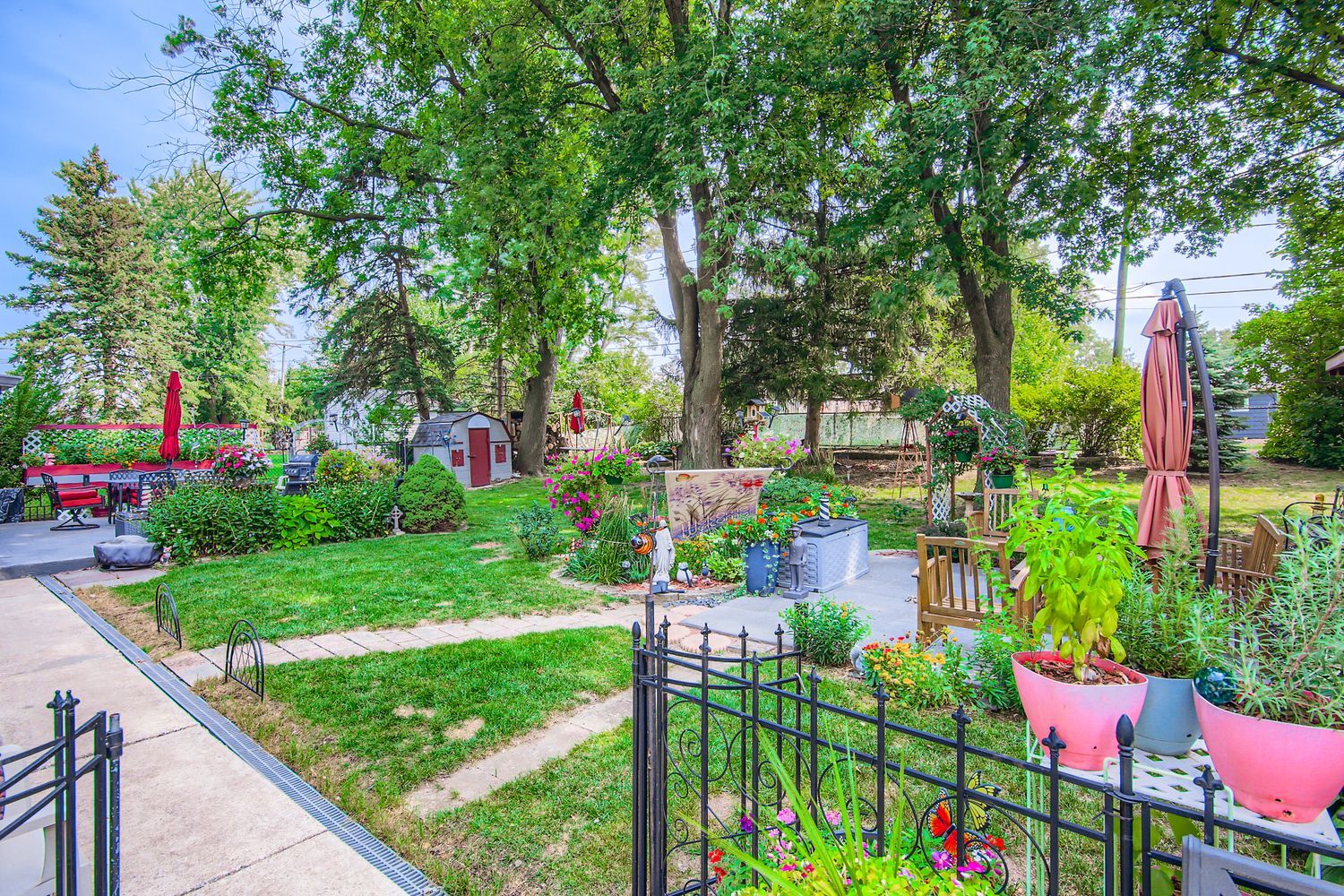 17121 Ozark Avenue, Tinley Park, IL 60477