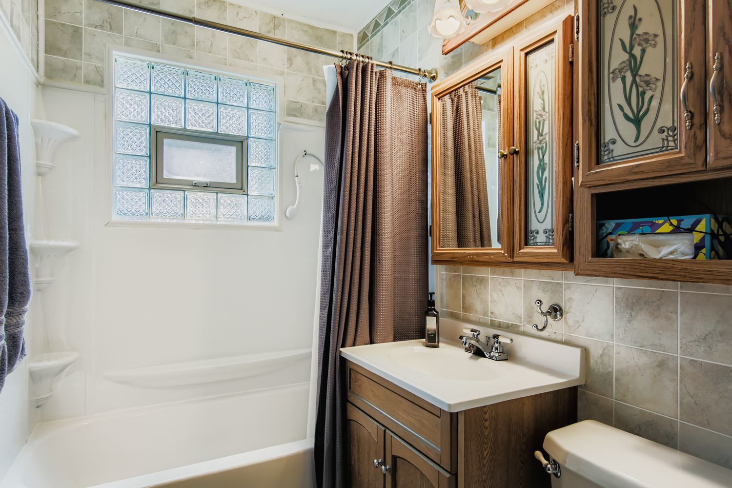 17121 Ozark Avenue, Tinley Park, IL 60477