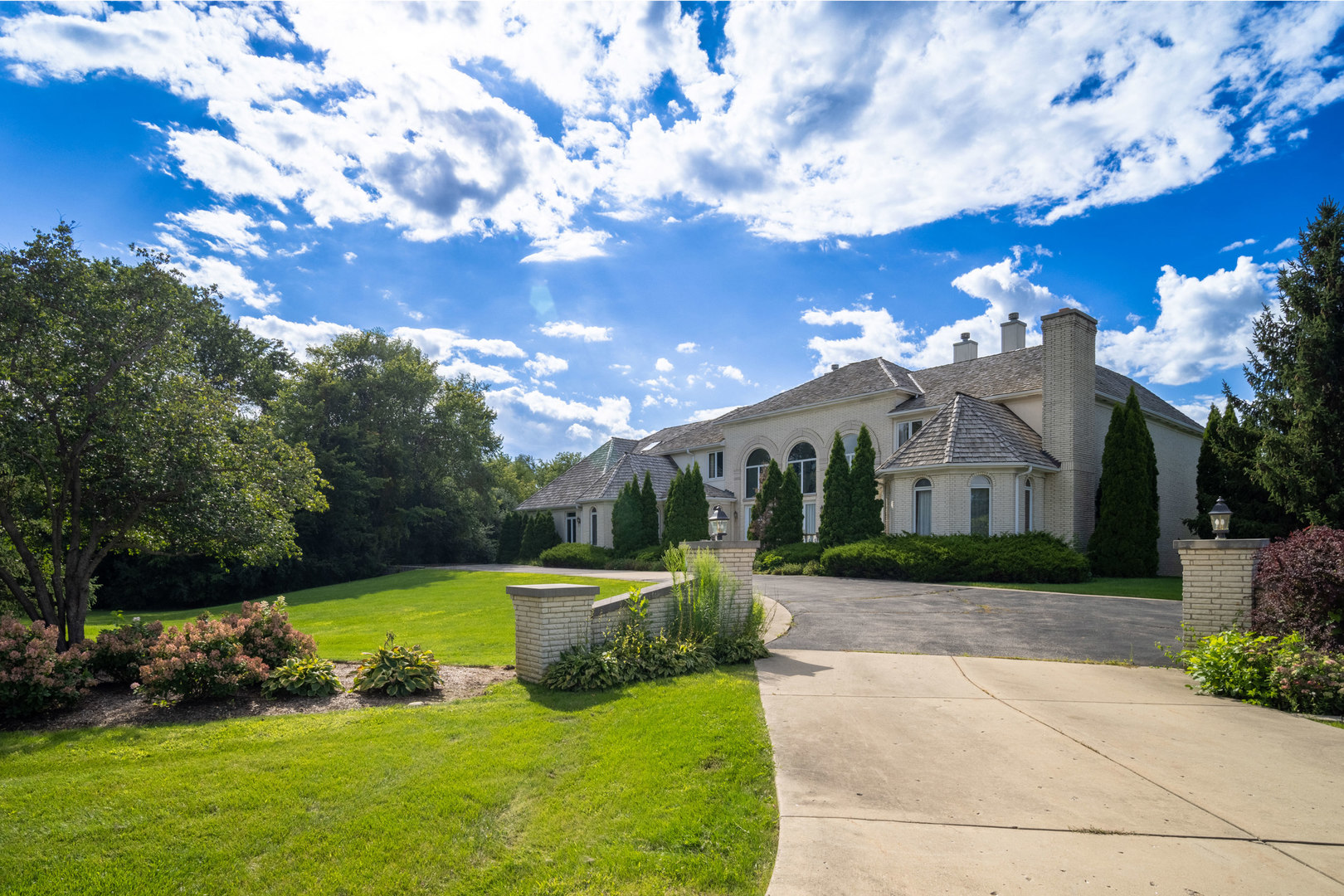1100 Macalpin Drive, Inverness, IL 60010