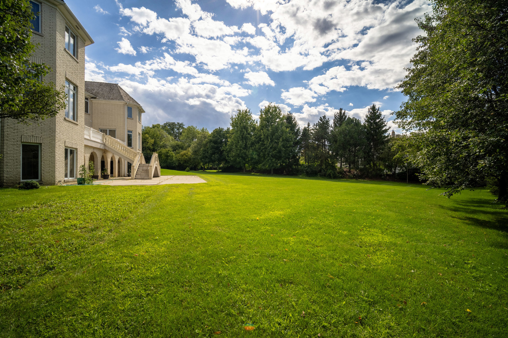 1100 Macalpin Drive, Inverness, IL 60010