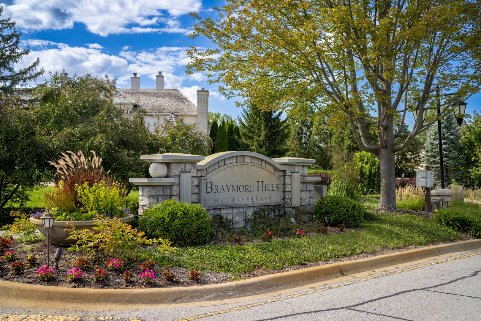 1100 Macalpin Drive, Inverness, IL 60010